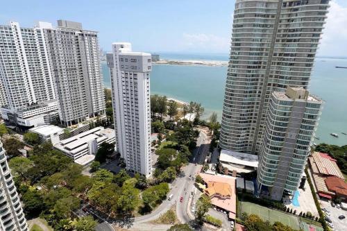 Oceanfront Charm 2BR GurneyDrive#SeaviewGeorgetown