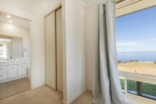 Hallett Cove Hideaway By Host Solutions in Marino