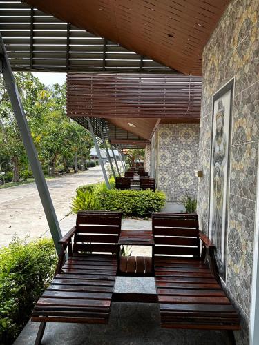 MJ Resort in Nong Phai