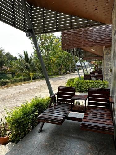 MJ Resort in Nong Phai