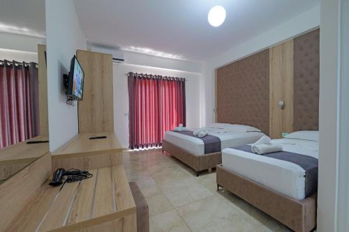 Hotel Esmerald Ksamil