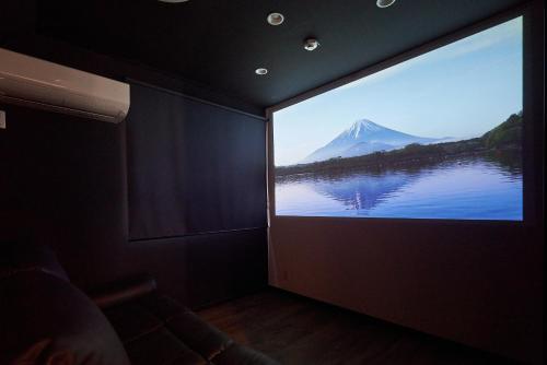 08 Resort Club -Theater- in Fujikawaguchiko