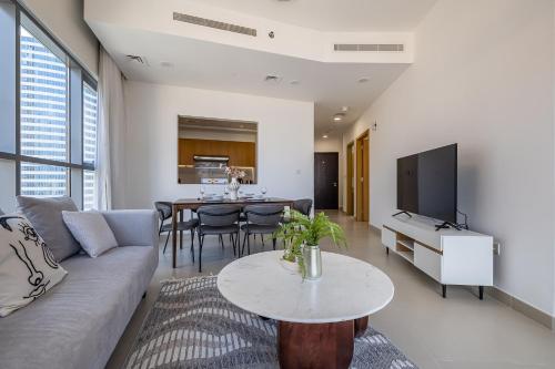 Apartment with Burj Khalifa View I Bellevue Tower - image 6
