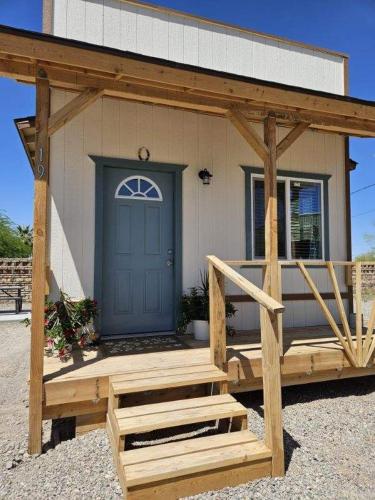 . Tiny Cabin #19 American Trails