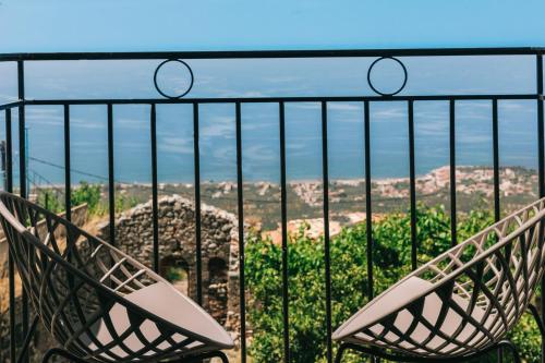 Hawk Tower Apartment - Pyrgos Towers Complex Hawk Tower Apartment - Pyrgos Towers Complex