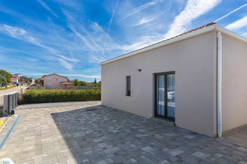 Villa image 6