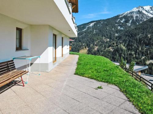 Holiday Home Subretta-5 by Interhome in Καπλ