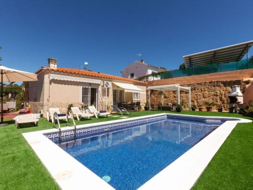 Holiday Home Emballia by Interhome in Caulés