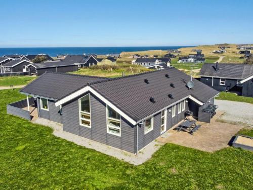 Holiday Home Lisann - 250m from the sea in NW Jutland by Interhome