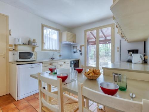 Holiday Home Les Sylvaines by Interhome in Karkansa