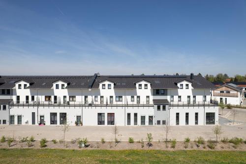 Exterior view of Aparthotel Oberfeld West Munchen, Selbstversorgerhotel