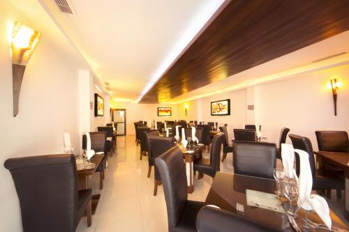 Restoran, Viva Dominicus Beach by Wyndham, A Trademark All Inclusive in Bayahibe