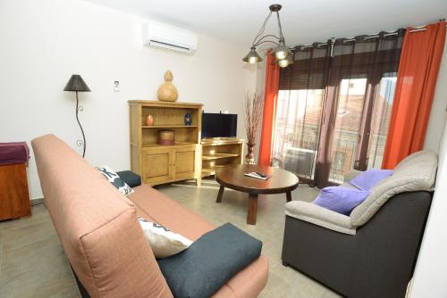 Közös társalgó / TV, Edificio Reyes in La Adrada