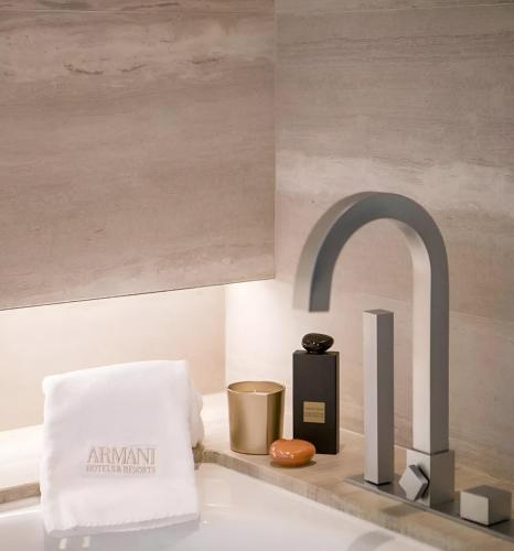 550587851 Armani Hotel Dubai, Burj Khalifa