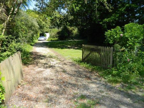 River Cottage a country retreat in wooded gardens