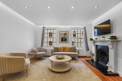 Knightsbridge 3 Bedroom Home 1 Minute Harrods gîte à louer Greater London