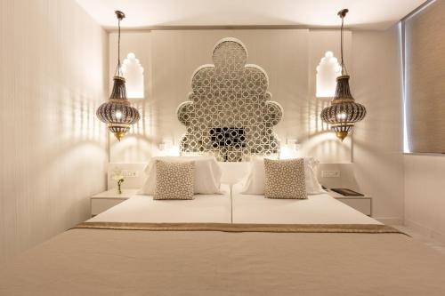 2 twin beds