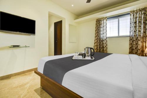 Super Townhouse OAK Hotel Chaitanya Executive Near Fun Time Multiplex