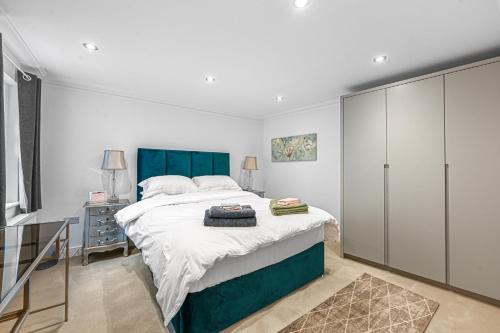 Knightsbridge 3 Bedroom Home 1 Minute Harrods, Londyn (zdjęcie 10)