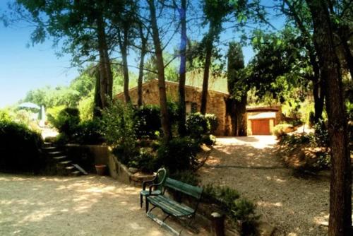 Villa de 5 chambres avec piscine privee jacuzzi et jardin clos a Puymeras