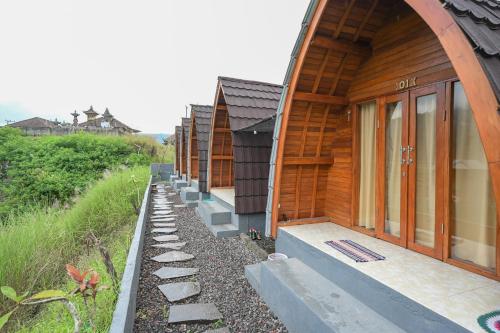 . Volcano Cabin Batur RedPartner