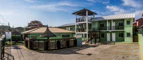 Exterior view, Pousada Mar Do Leste in Barra da Lagoa Beach