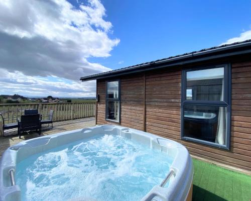 Apkārtne, Benarty 11 with Private Hot Tub - Fife - Loch Leven - Lomond Hills - Pet Friendly in Bowershall