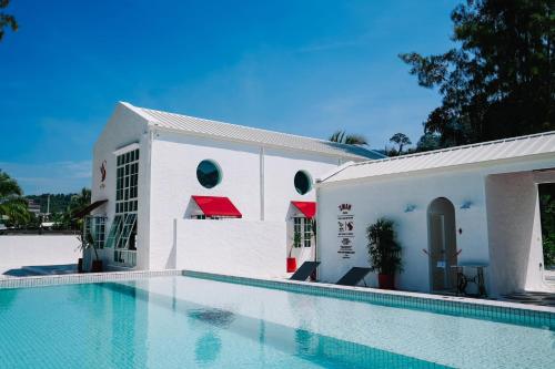 Mrs. Swan Hotel
