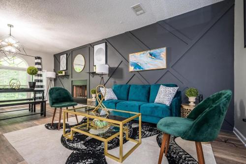 NEW ENTIRE PLACE COZY QUIET 2b2b TOWNHOUSE SP1261 in Norcross, USA