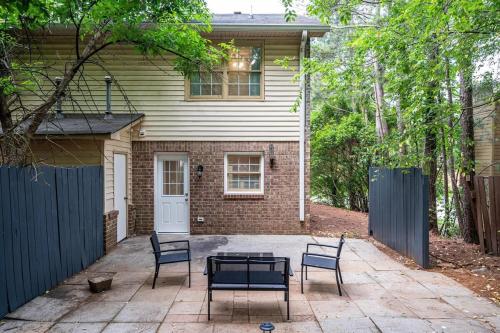 NEW ENTIRE PLACE COZY QUIET 2b2b TOWNHOUSE SP1261