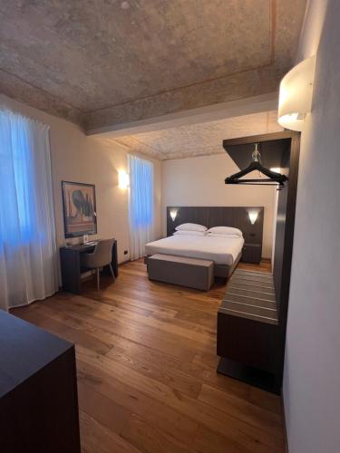 Hotel Boutique Antiche Mura - image 14
