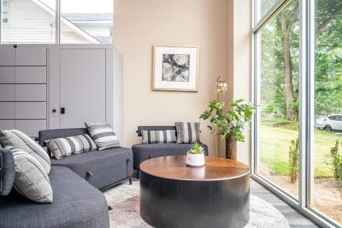 ATL Downtown New-Built Roof-top balcony City View 525Pkwy in Old Fourth Ward