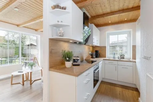 Deich-Bungalow Königsberger Allee 30 APPARTO Grömitz in Grömitz, Deutschland
