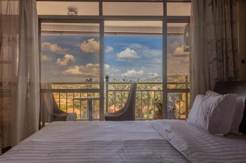 Executive Suite image 1