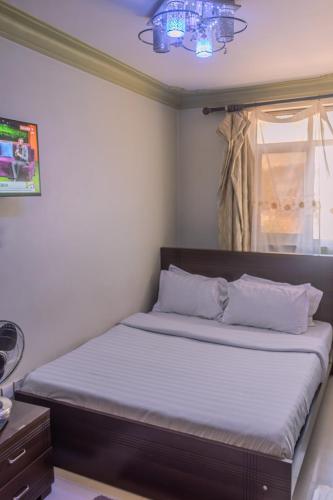 Budget Double or Twin Room image 3