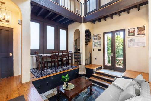 European Influences in the Heart of Charleston European Influences in the Heart of Charleston