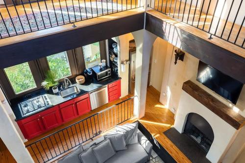 European Influences in the Heart of Charleston European Influences in the Heart of Charleston