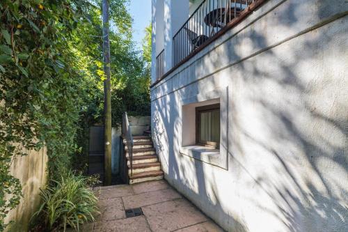 European Influences in the Heart of Charleston European Influences in the Heart of Charleston