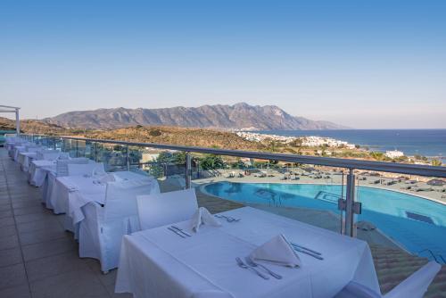 Restaurant, Grand Blue Beach Hotel in Kardamaina