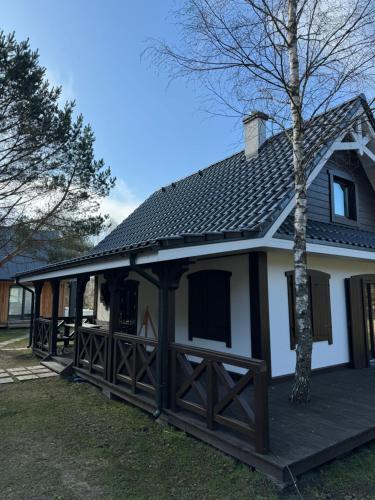 Leśna Osada na Kaszubach - drewniane domy na wynajem