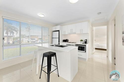 Aircabin - Oxley Park - Lovely & Comfy - 2 Bed