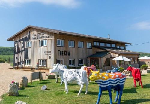 Restaurant, Eco Pod 2 At Tapnell Farm in West Wight