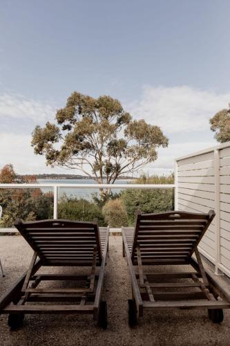 Seagrass Coastal Retreat with direct beach access