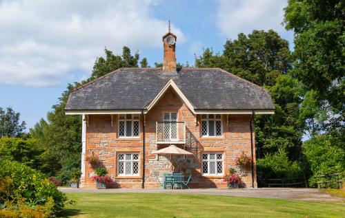 . Balnagown Estates Swiss Cottage
