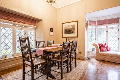 Зручності, Balnagown Estates Swiss Cottage in Тейн