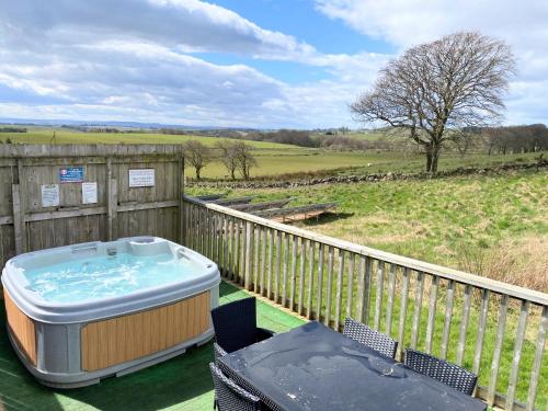 Apkārtne, Torridon 12 with Private Hot Tub - Fife - Loch Leven - Lomond Hills in Bowershall