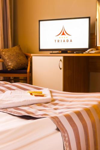 Triada Hotel