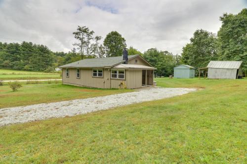 Pet-Friendly Cashiers Cabin Fire Pit, Near Lakes!