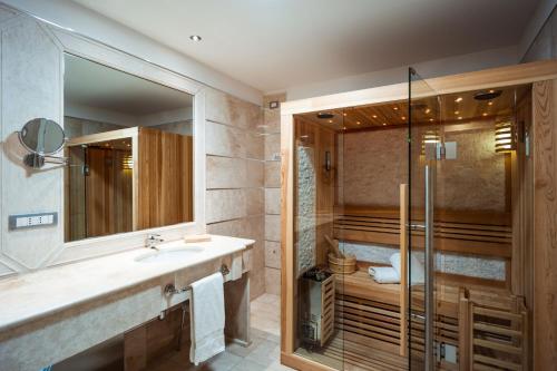 DoubleTree By Hilton Olbia - Sardinia - image 14