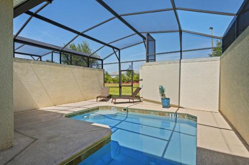 Charming Home with Themed Bedrooms & Private Pool - image 4